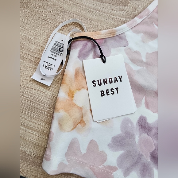 Sunday Best floral crop top - Picture 2 of 4